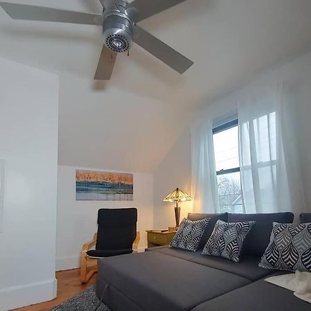 Historic W/Deck, King Bed & Air By Lake Michigan Manistee Extérieur photo