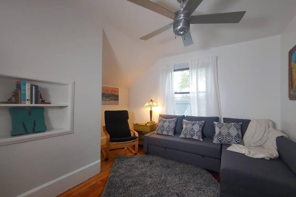 Historic W/Deck, King Bed & Air By Lake Michigan Manistee Extérieur photo