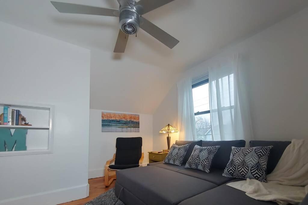 Historic W/Deck, King Bed & Air By Lake Michigan Manistee Extérieur photo
